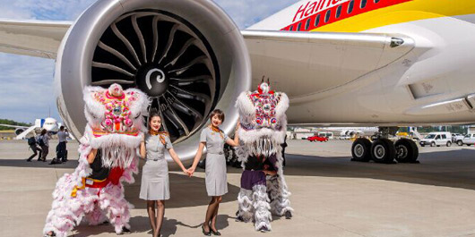 随着hu7281海口-北京航班顺利起飞,海南航空首架波音787-9梦想客机